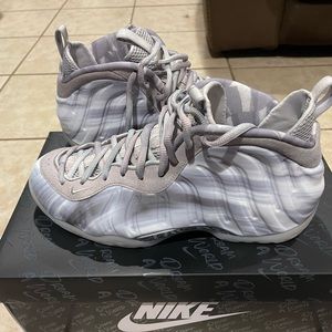 Nike Air Foamposite One Mid Dream A World - Tech Grey Size 11.5